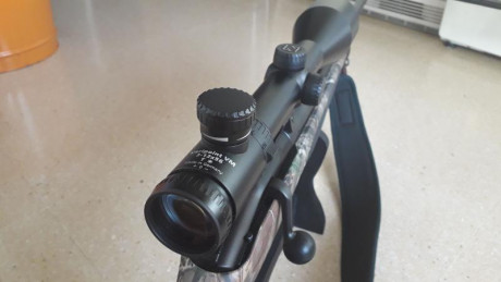 Por no haberlo usado más que en 3 ocasiones, vendo un visor Zeiss Varipoint 3-12×56 con retícula iluminada 00