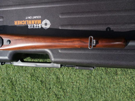 Hola 
Vendo este rifle con bases Apel. No se han estrenado nunca. Se adjunta maletín original de la marca.
El 150