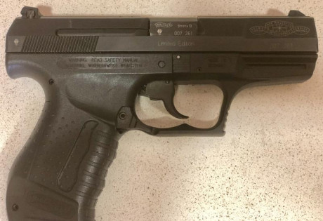 Walter p99, 9 para edición limitada 007 (1.000 unidades en todo el mundo, con el escudo Real de la Reina 02