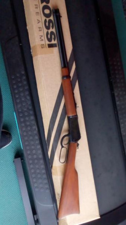 Vendo rifle palanquero Amadeo Rossi calibre 44-40 , estado nuevo , fue un capricho y solo se utilizó para 01