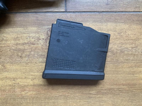 Chasis completo com cargador magpul sin uso.
Montado completamente, con culata FAB deffenese regulable.
Precio: 00