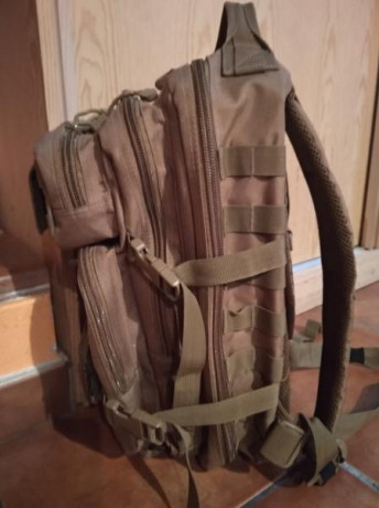 Vendo mochila Brandit US Cooper de 30 litros, nueva, usada un solo dia y es grande para mi, color coyote.
Construcción 00