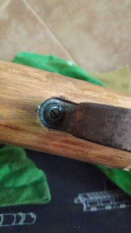 Buenas noches compañeros,  en un lote de carabinas para restaurar me ha venido esta carabina y la cuestión 20