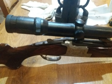 Se pone a la venta magnifico rifle express, marca FN original,modelo CCS25, calibre 9,3x74, selector de 00
