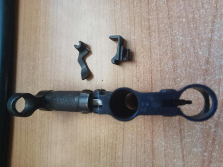 Piezas del sks del 7. 62x39, punto de mira con acople bayoneta, seguro de gatillo y retenida cargador. 00