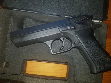 :birra^: Muy buenas compañeros,

Debido a que me he comprado una Shadow 1, pongo a la venta mi Jericho 01