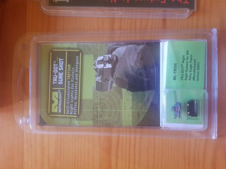 :birra^: Muy buenas compañeros,

Debido a que me he comprado una Shadow 1, pongo a la venta mi Jericho 21