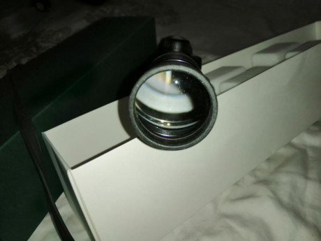 Vendo visor Swarovski serie Z3, de 4 a 12 por 50. Con anillas appel. Es tubo de pulgads. Seminuevo, sin 01