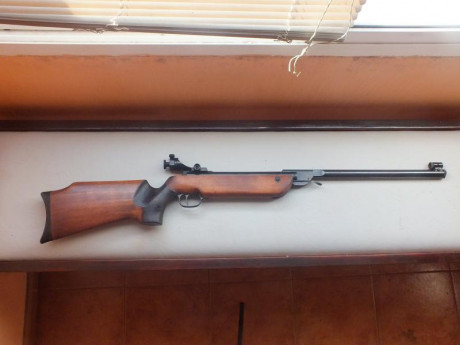 - VENDO
- Carabina Walther LGV de 4.5.
- Con diopter y tunel.
- Madera al aceite.
- Recién revisada por 00