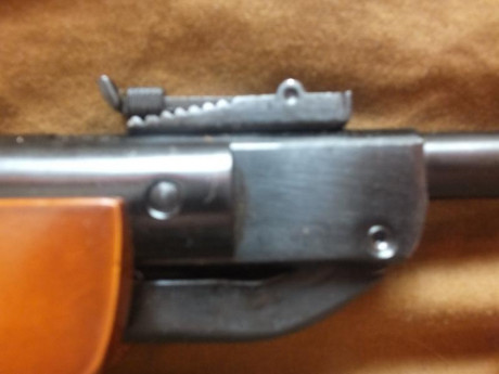 Carabina completamente nueva,sin uso.
Procedente de antiguo almacén.
Fabricada en la antigua Alemania 32