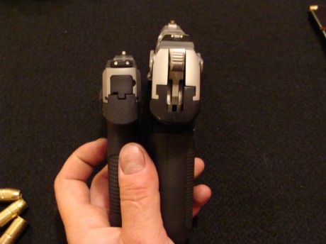 Hola a todos.

Queria saber si alguien tiene esta pistola y nos puede hablar un poco de ella , en cuanto 00