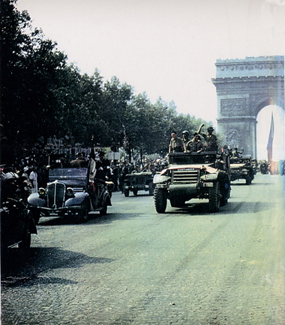 hoy se cumple el aniversario de la liberación de Paris...como sabéis, la fuerza aliada protagonista de 130