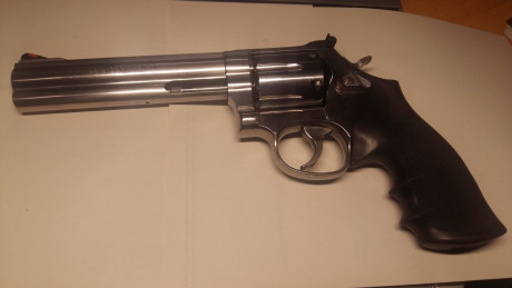 Pues que vendo este Revolver, que estoy quitando cosillas por que tengo muchos años ya, y pienso dejar 00