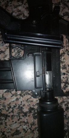 Se vende carabina del 22lr marca adler replica del m16 con un cargador. El arma esta en ciudad real. Envio 00