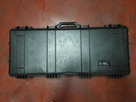Buenos días, vendo maletín PELI mod 1700, en buen estado, sin golpes y totalmente funcional, eso si, sin 00
