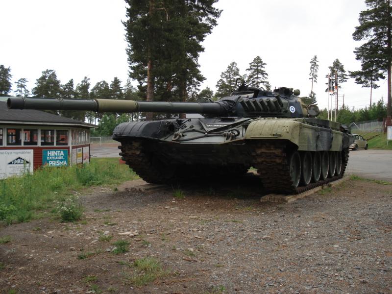 Bueno, seguimos poniendo fotos de trastos del museo de Parola, como sabeis esta a 12 Kms. de Hämeenlinna 150