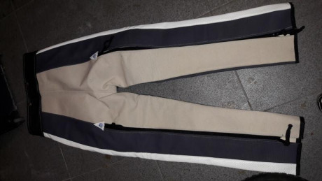 pantalon de tiro sin estrenar anschutz match talla 46.esta sin estrenar.precio 100e mas gastos de envio 01