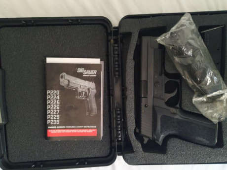Lo dicho vendo esta Sig Sauer p 226 MK 25 la sig hecha para los US NAVY SEALS este modelo se caracteriza 00
