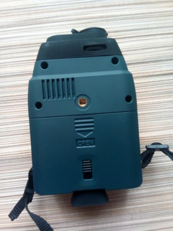 Vendo monocular de Infrarrojos Visionking.
Permite observar, grabar y hacer fotos en total oscuridad.El 01