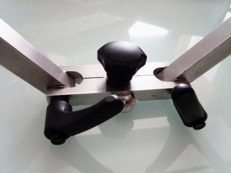 Bipode para carabina mini f class, ligero. 01
