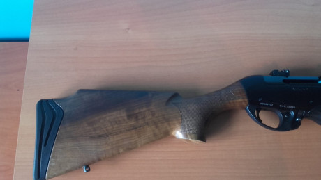 Un compañero me pide que le ponga a la venta su rifle. Benelli argo 30.06. En muy buen estado. Se dan 01