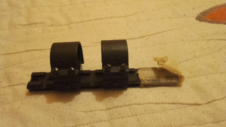 Un compañero me pide que le ponga a la venta su rifle. Benelli argo 30.06. En muy buen estado. Se dan 00