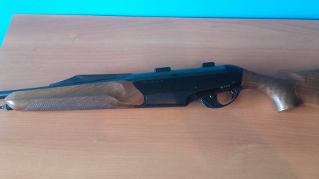 Un compañero me pide que le ponga a la venta su rifle. Benelli argo 30.06. En muy buen estado. Se dan 12