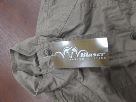En venta ropa de caza marca Blaser nueva a estrenar.


Chaqueta Blaser Venedig mujer talla 34 (s)2 unidades


Chaqueta 11