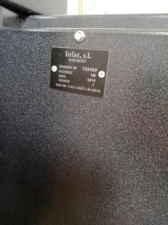 Vendo armero grado I, INFAC de 50x36x26 y un volúmen de 26 litros. Pesa 26 Kg. Muy fácil de instalar. 00