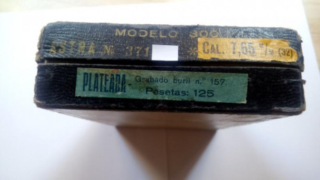 Hola. Buenos días.
Una pieza de coleccionismo, completa, tal y como salió de fábrica en los años XXX del 30