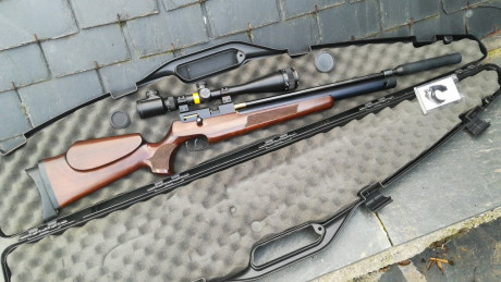 Vendo carabina pcp FX typhoon 4,5 mm en nogal, con visor BSA platinum 8-32x42 IR. retícula mil-dot iluminada 02