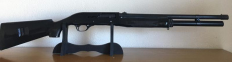 -Vendo escopeta segunda mano mod:  BENELLI MI SUPER 90. 
 -Calibre 12/70.
 -Largo de cañón: 51
 -Con polichoques 02
