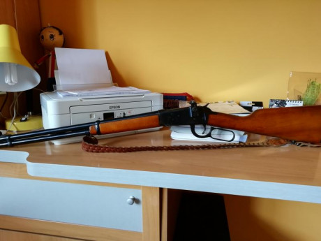 Hola,vendo los siguientes rifle
Winchester 94,calibre 30-30 350€
Semi remington 7400,calibre 280,holografico 02