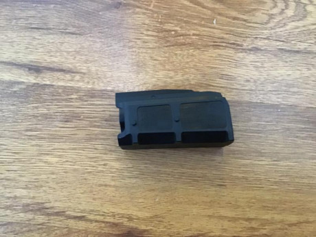 Se vende cañón para blaser r8 del calibre 300wm con cargador ,estado perfecto. Precio 850€ sin envío. 61