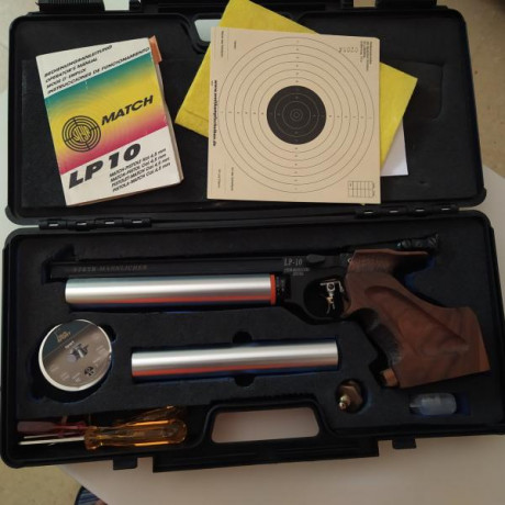 Vendo esta pistola en perfectas condiciones de tiro. Acaba de ser revisada y sustituidos todos los elementos 01
