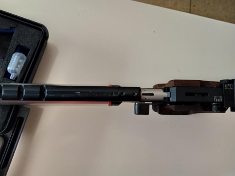 Vendo esta pistola en perfectas condiciones de tiro. Acaba de ser revisada y sustituidos todos los elementos 11