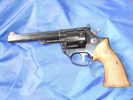 UN AMIGO ME PIDE PUBLIQUE LA VENTA DE REVOLVER ASTRA MACH 38 SPL DSCF4637.JPG 
PRECIO DOSCIENTOS (200.00) 01