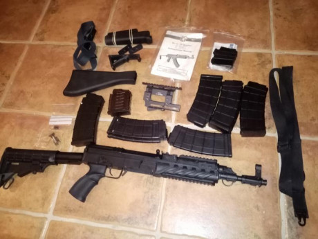 VZ58 cal 222. Bien cuidado, 
-guardamanos original y guardamanos de 4 raíles CAA
 - grip CAA
- culata 00