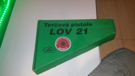 Pistola 4.5mm  co2 durlov lov 21. Ideal para entrenar licencia f en casa .  Comprada en armeria ayala 01