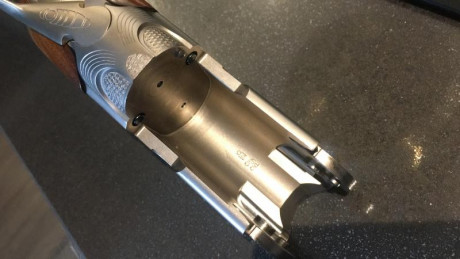 Escopeta Beretta 686 E Trap de 76cm de cañon y 2*1* estrellas fijas, en muy buen estado de coservación, 12