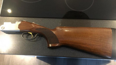 Escopeta Beretta 686 E Trap de 76cm de cañon y 2*1* estrellas fijas, en muy buen estado de coservación, 22