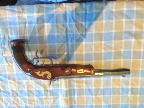 Vendo. ardesa.William Parker of  London cal.45.gatillo a pelo.pocos tiros.er arma se encuentra Barcelona. 01