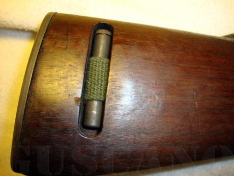 HOLA A TODOS:
NECESITO VUESTRA AYUDA.
TENGO UNA CARABINA ERMA M1 EN CALIBRE 22.
LE QUIERO PONER LA CORREA 00