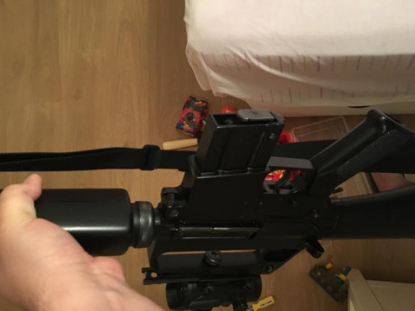 Buenas ,

Vendo preciosa carabina Adler M16 en calibre 22
Funciona perfectamente muy cuidada, un capricho.
La 10