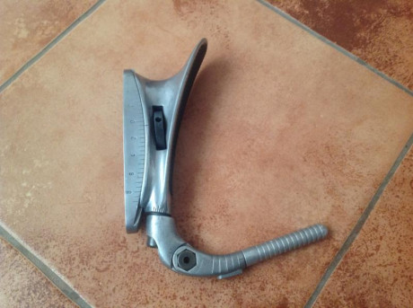 Vendo los siguientes accesorios para carabina match :

Rabera Anschutz 150€
Alza micrometrica ajustable 12