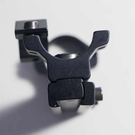 Hola,Me he comprado el siguiente visor,Y pues para una de nitro pistón necesito una montura Monopieza 171