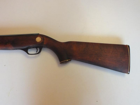 - Carabina BAIKAL modelo IJ 22 calibre 4,5 mm.
- Es de las primeras fabricadas por BAIKAL en la Unión 01
