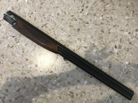 Se vende superpuesta beretta E56E, *\***. En buen estado. Se vende por no usar. Regalo funda. Está en 00