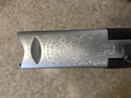 Se vende superpuesta beretta E56E, *\***. En buen estado. Se vende por no usar. Regalo funda. Está en 10
