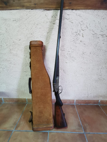 Buenas, un amigo me comenta que de rebote le ha llegado a su familia esta escopeta de la que se quiere 00